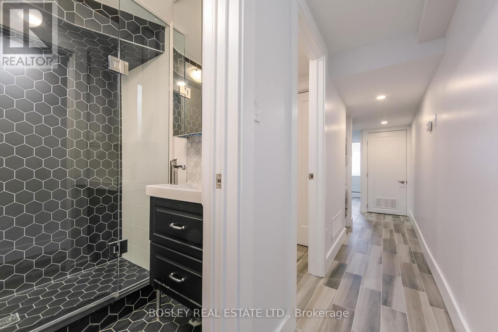 3 - 379 ST CLARENS AVENUE Image 13