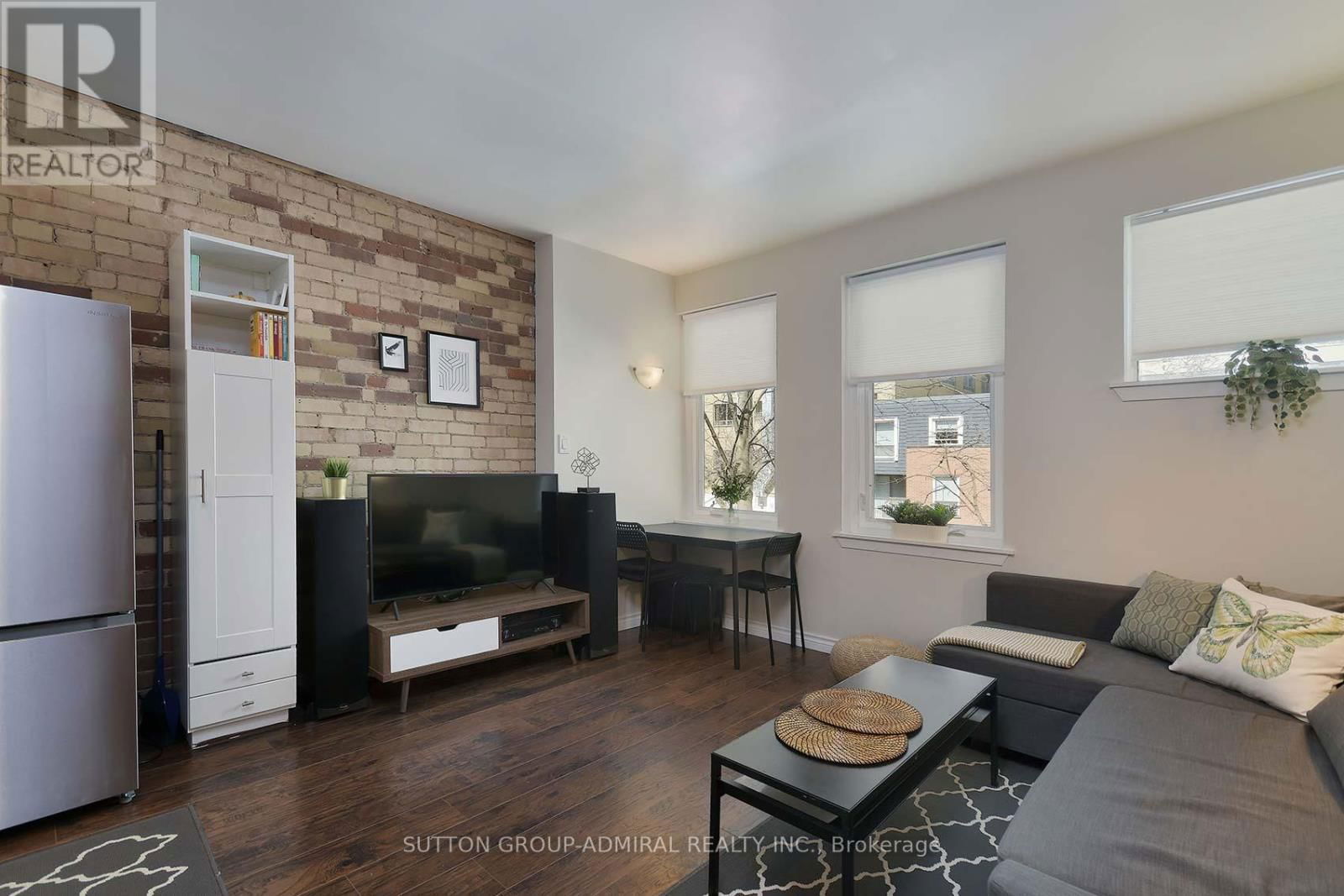 45 GRANBY STREET Image 16
