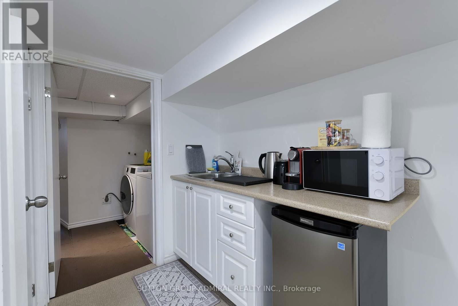 45 GRANBY STREET Image 36