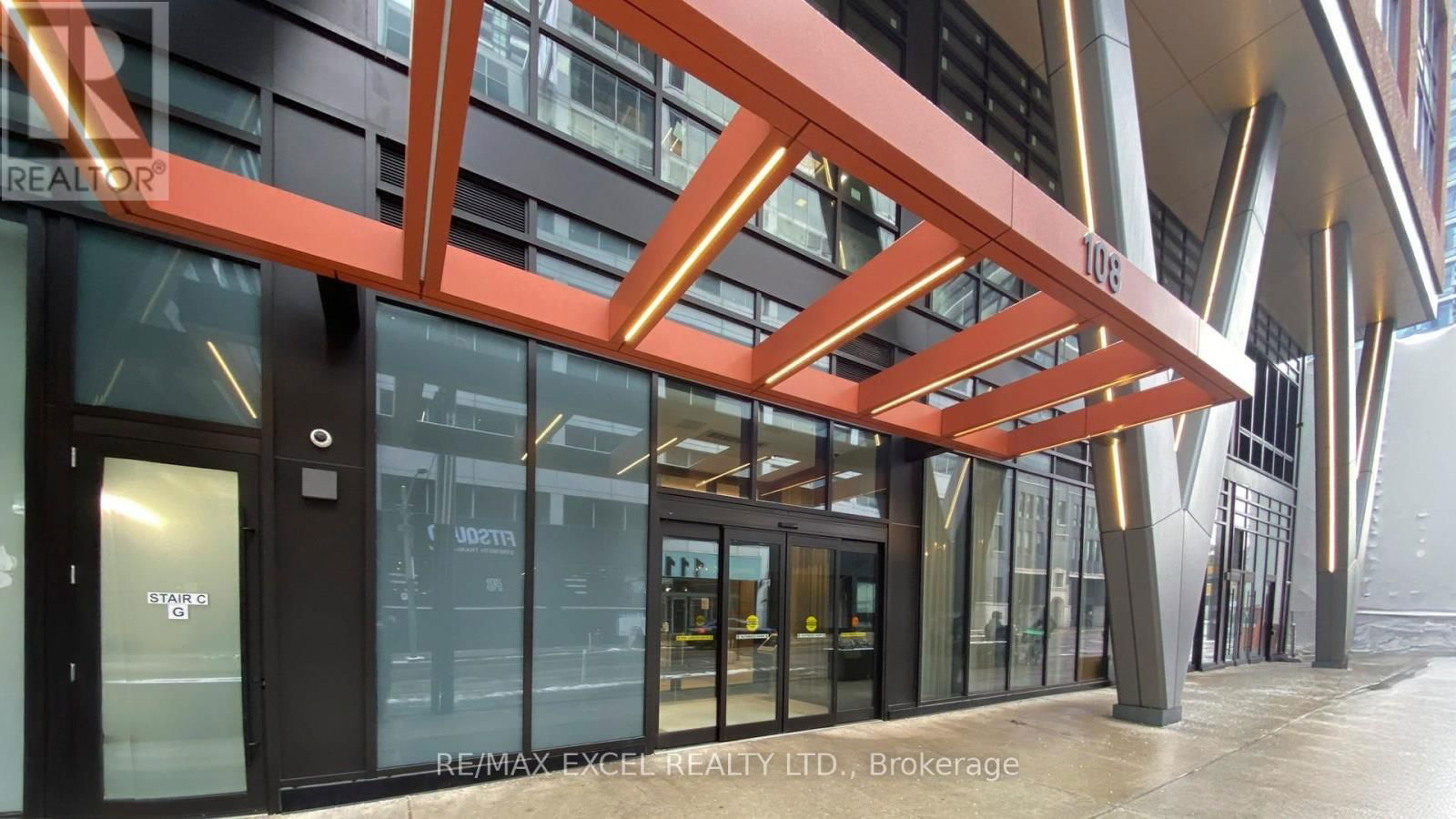608 - 108 PETER STREET Image 2