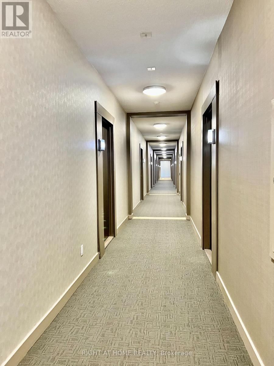606 - 90 STADIUM ROAD Image 21
