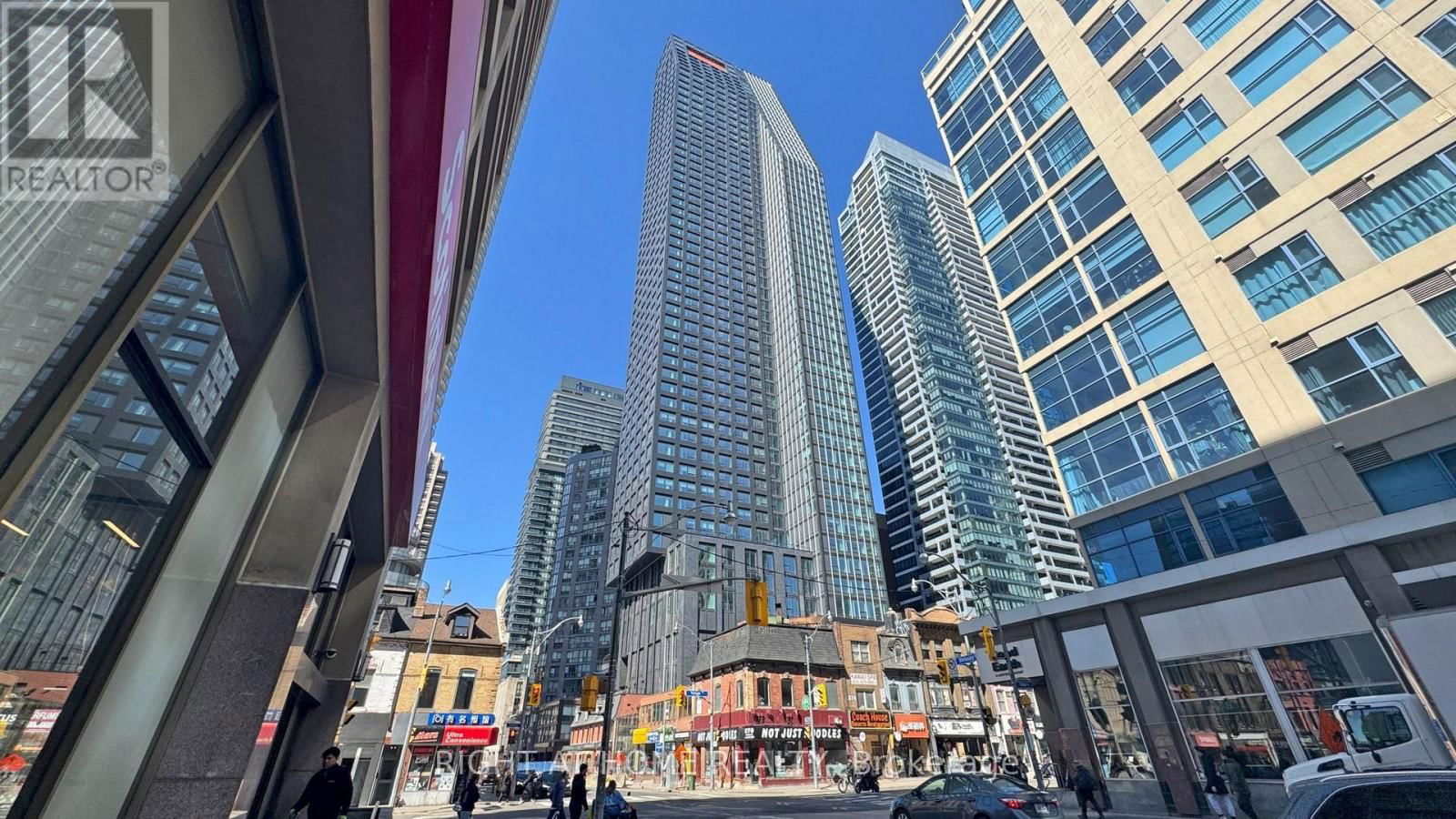 2203 - 8 WELLESLEY STREET WEST Image 22