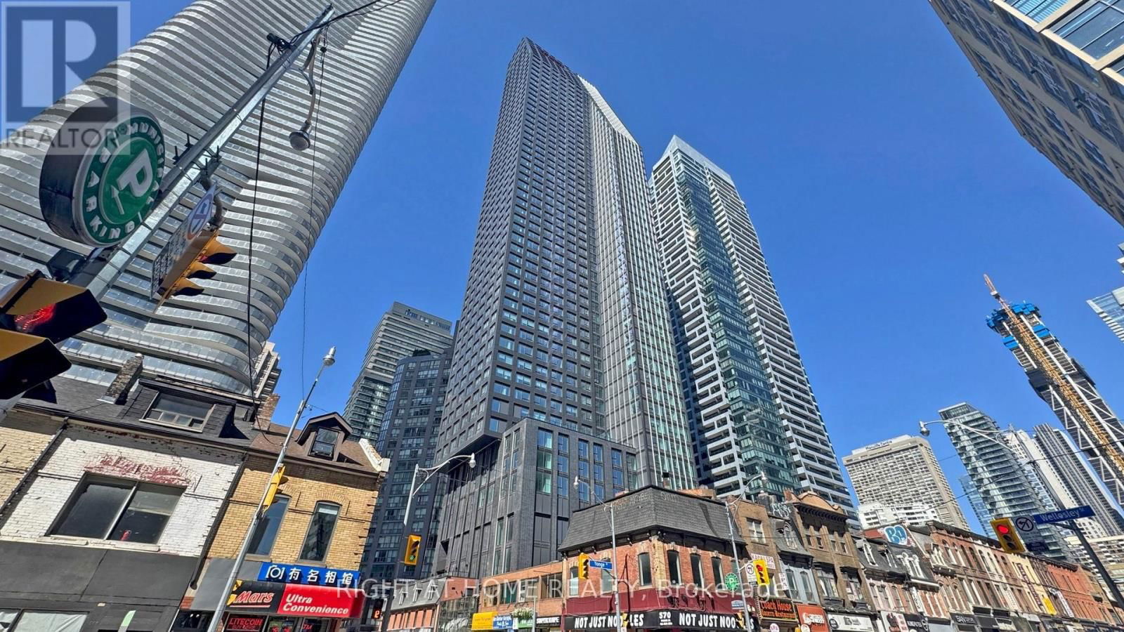 2203 - 8 WELLESLEY STREET WEST Image 24