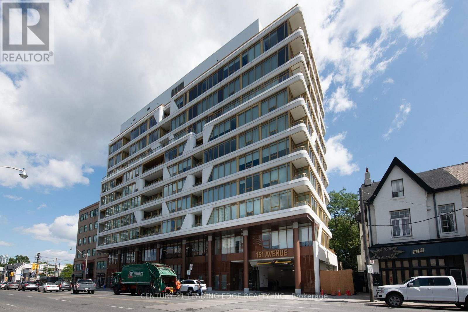 706 - 151 AVENUE ROAD Image 21