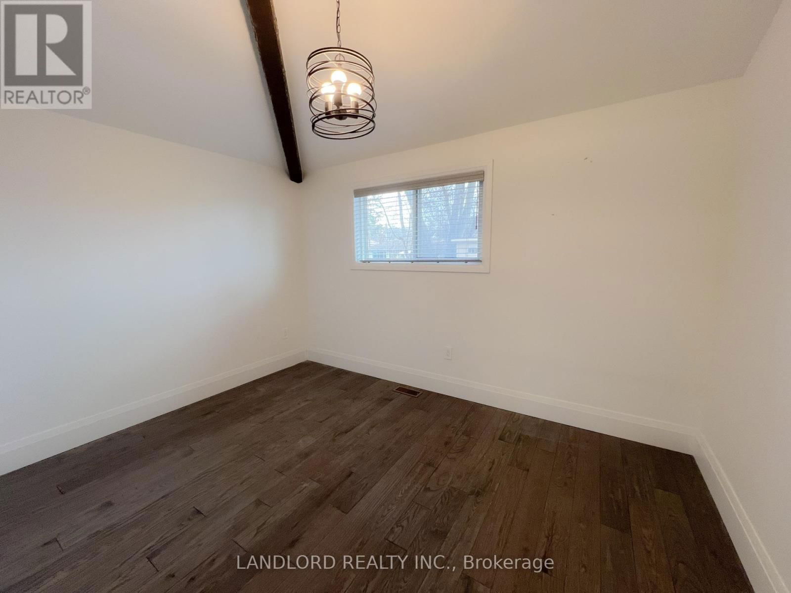 Upper - 31 LYNCH ROAD Image 15