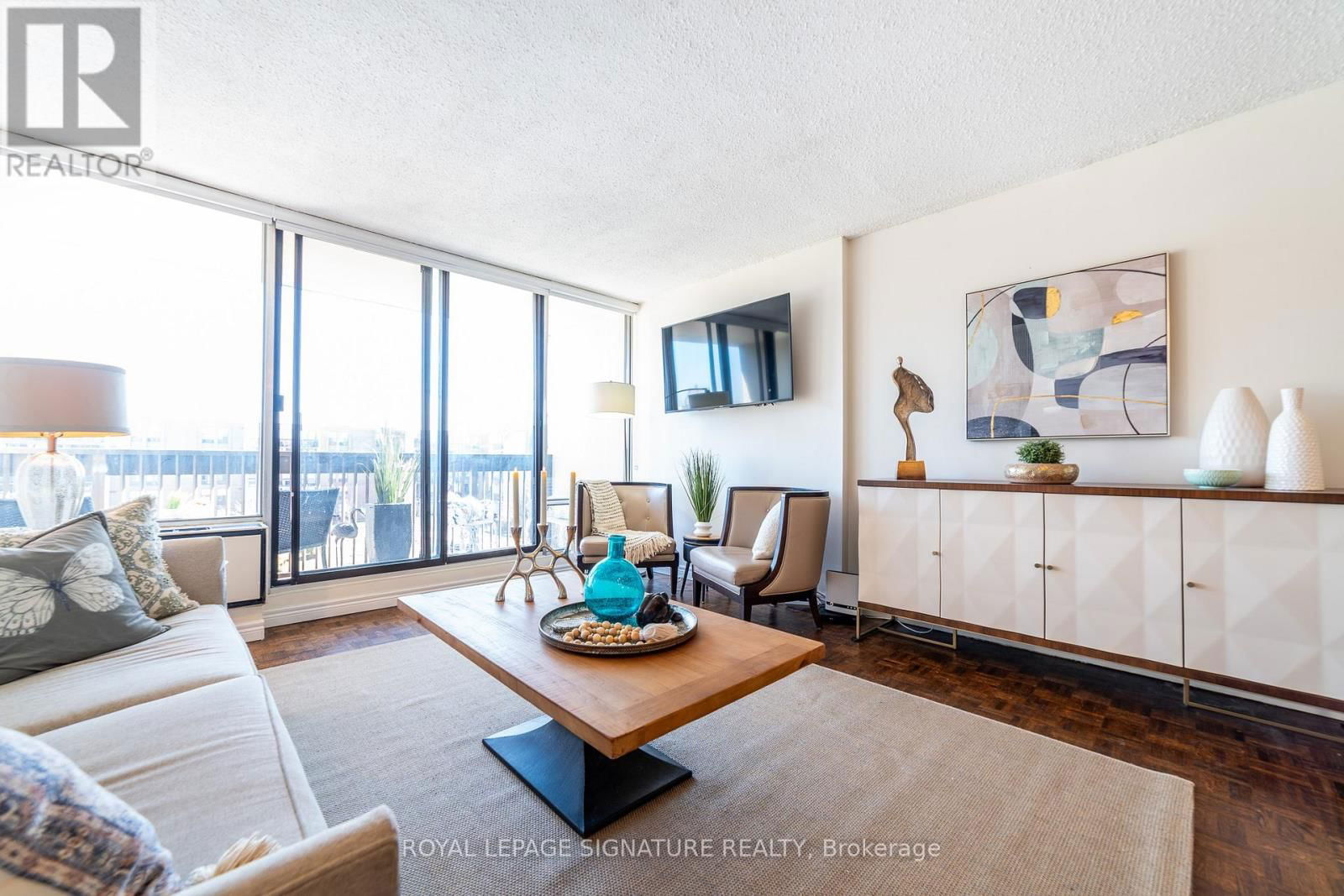 406 - 10 FASHION ROSEWAY WAY EAST Image 15