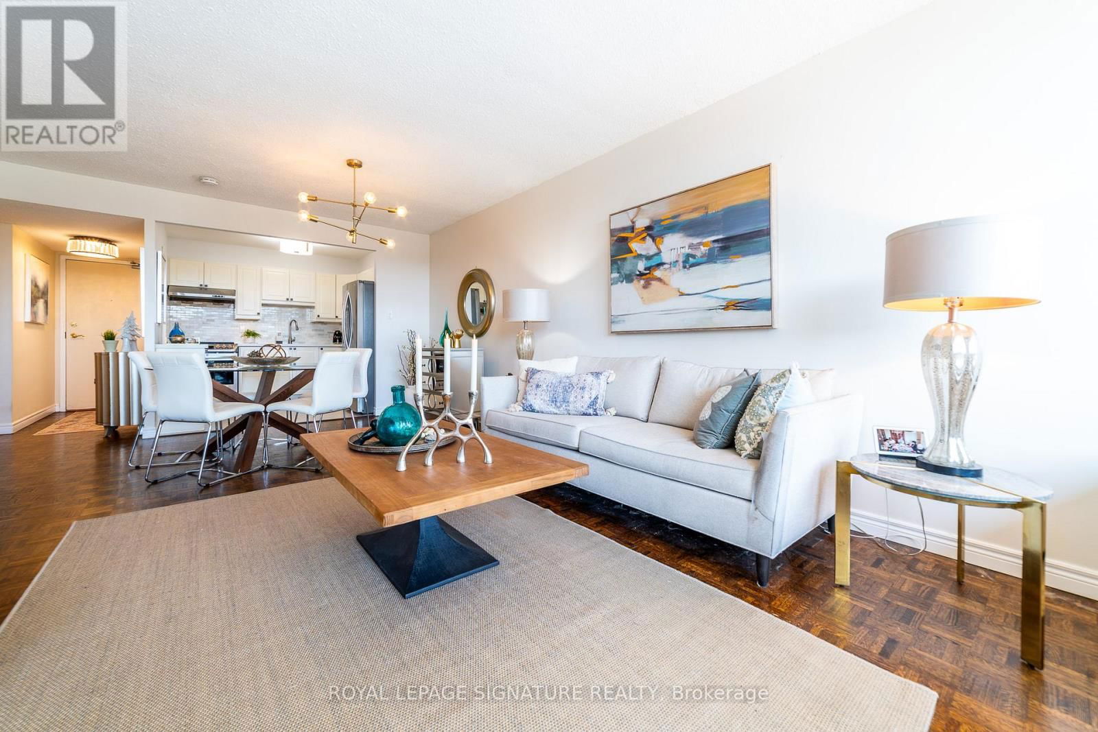 406 - 10 FASHION ROSEWAY WAY EAST Image 19