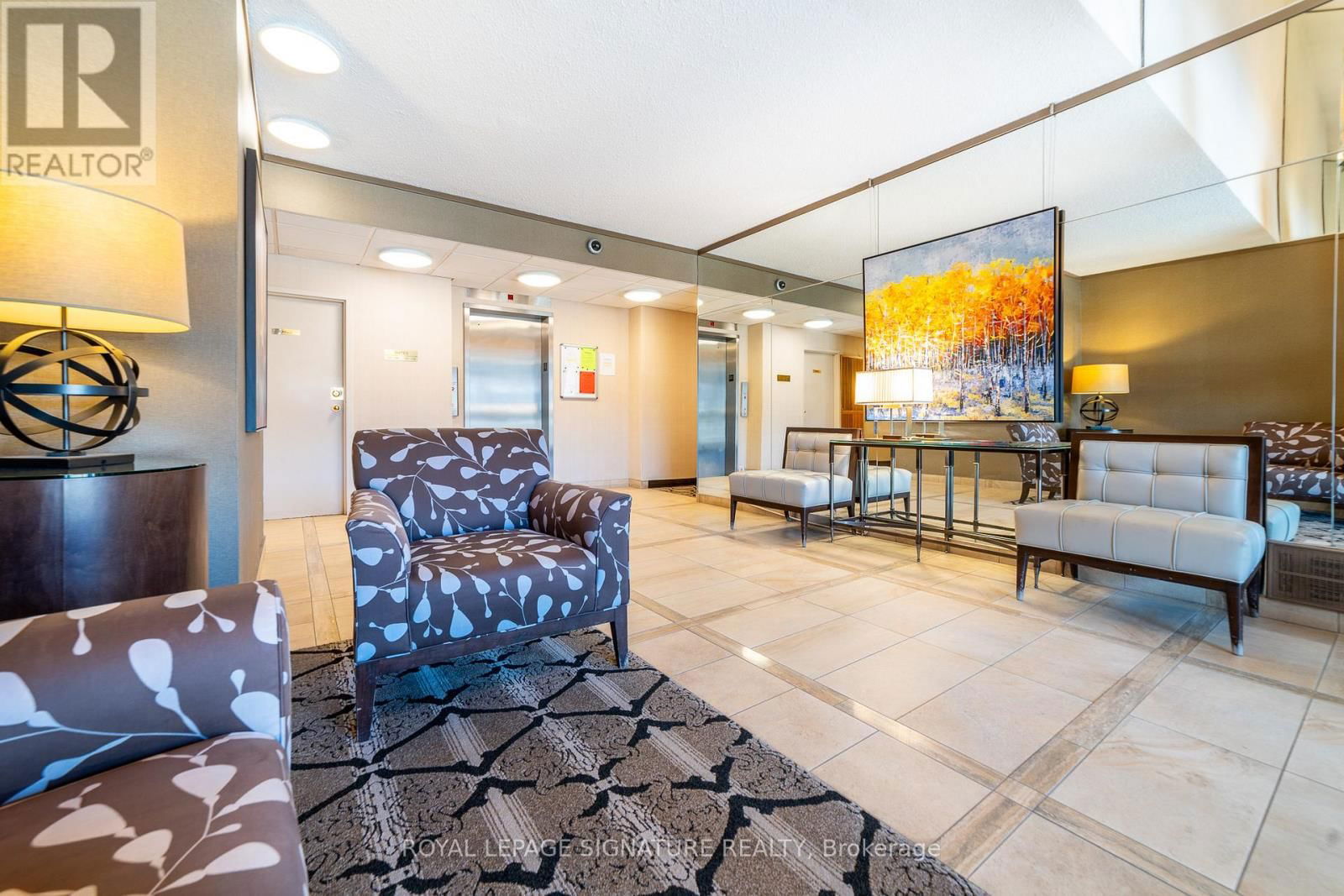 406 - 10 FASHION ROSEWAY WAY EAST Image 3