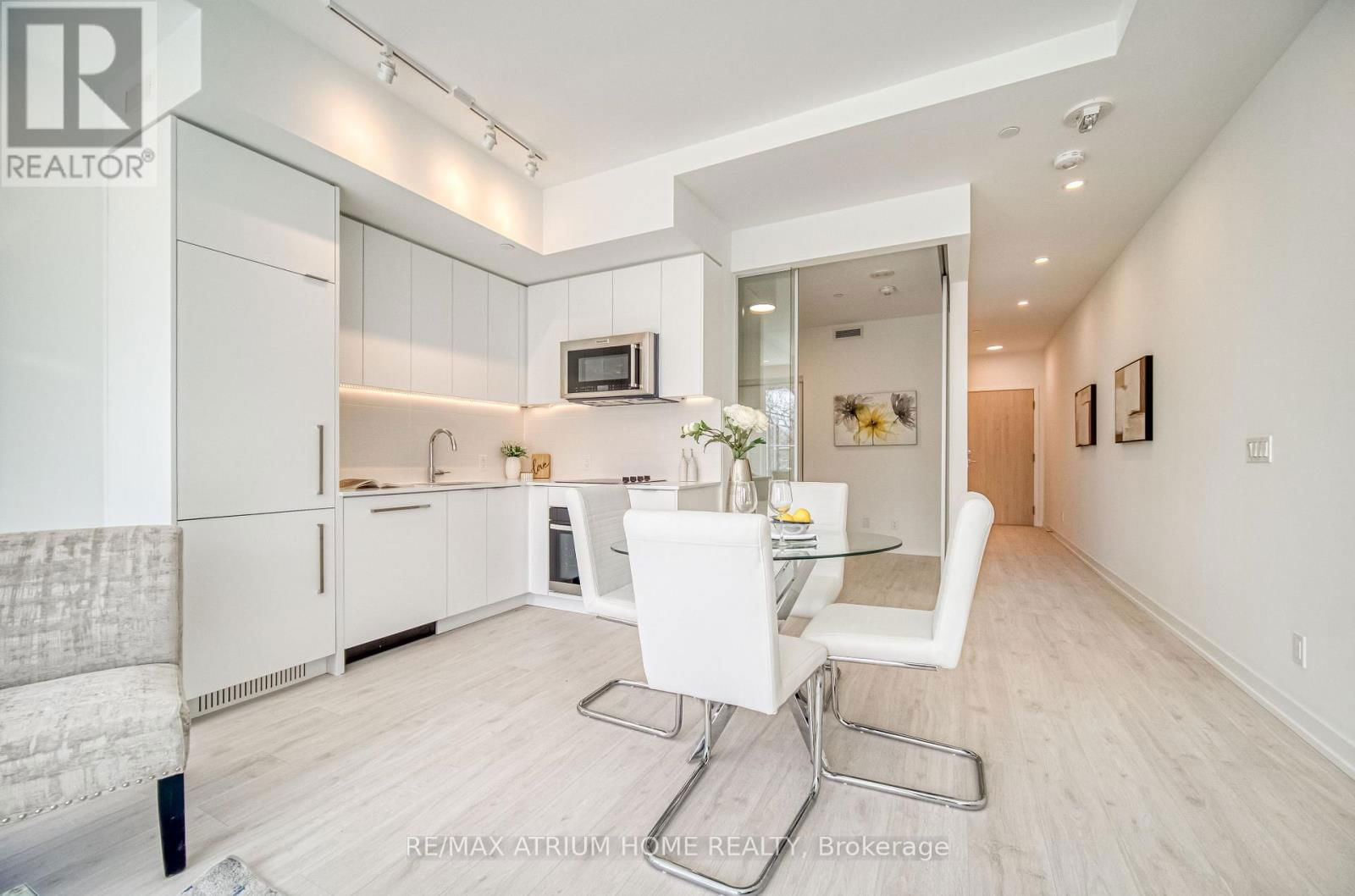 223 - 181 SHEPPARD AVENUE EAST Image 9