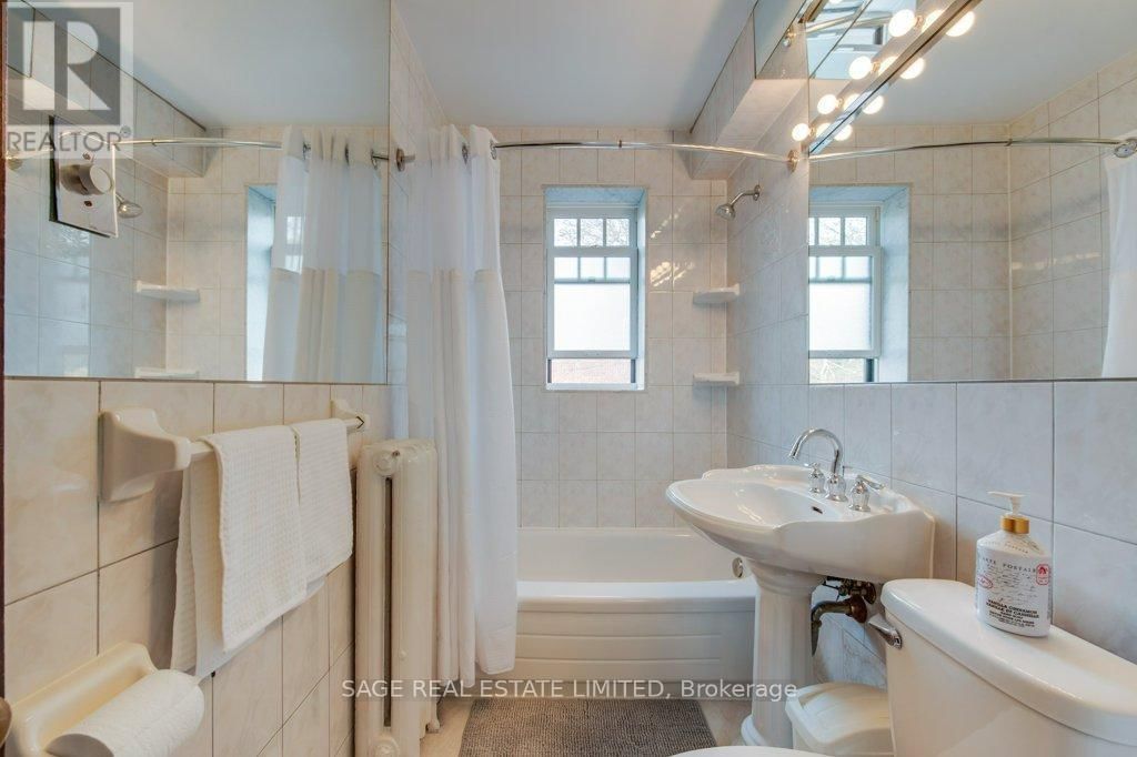 14 - 58 SHERWOOD AVENUE Image 20
