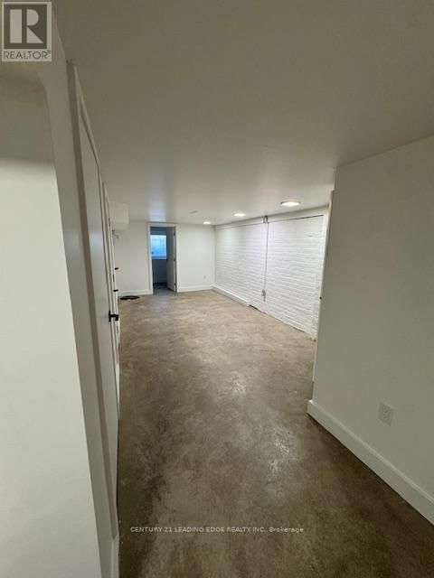 Main Flr - 546 PARLIAMENT STREET Image 6