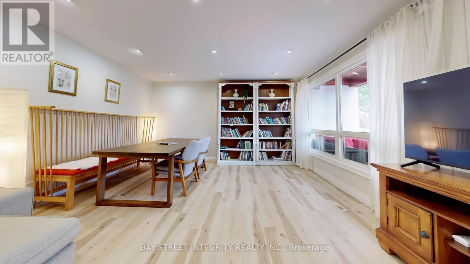 29 RUDEN CRESCENT Image 37