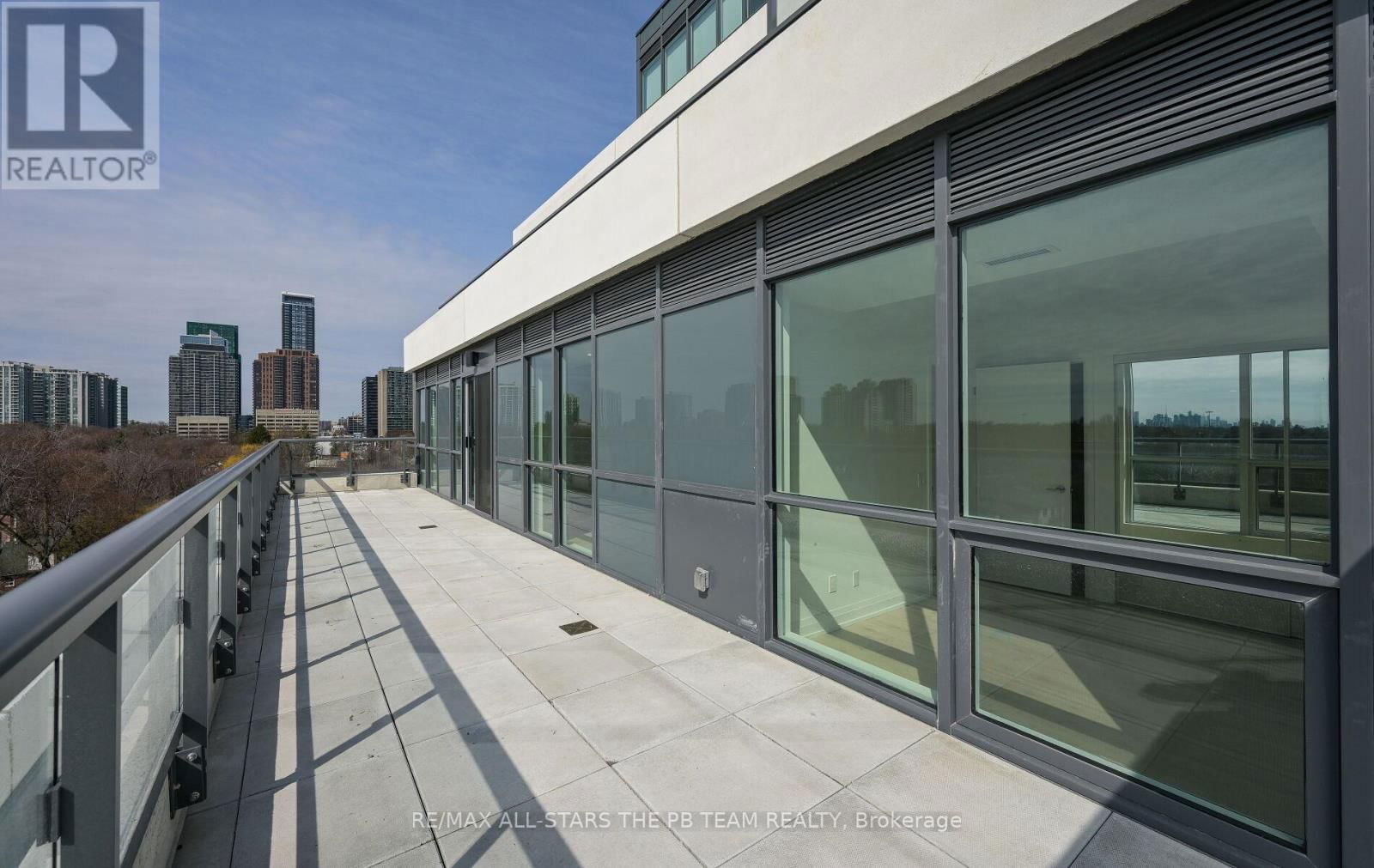 615 - 181 SHEPPARD AVENUE EAST Image 27