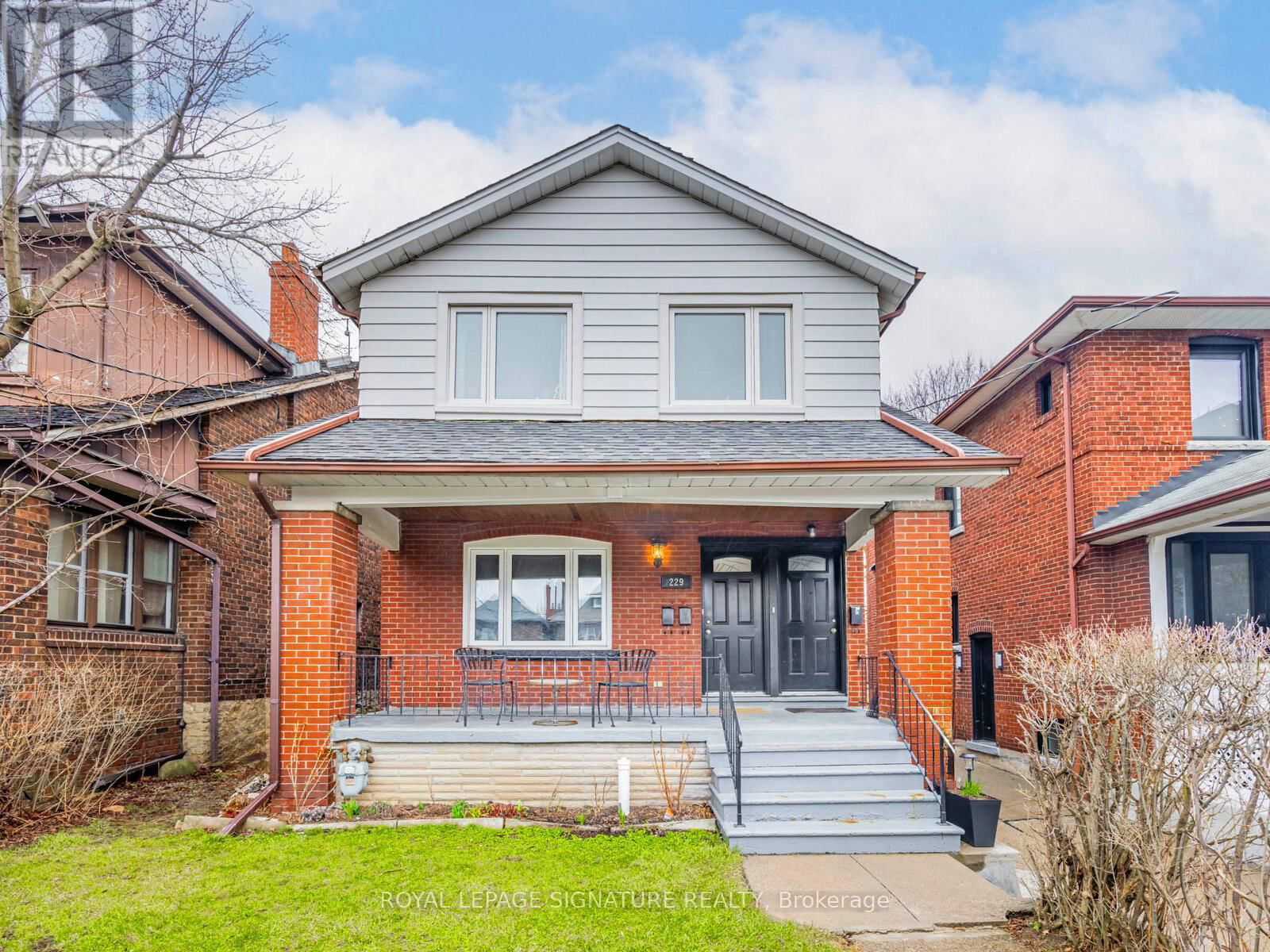 1 - 229 WINONA DRIVE Image 1