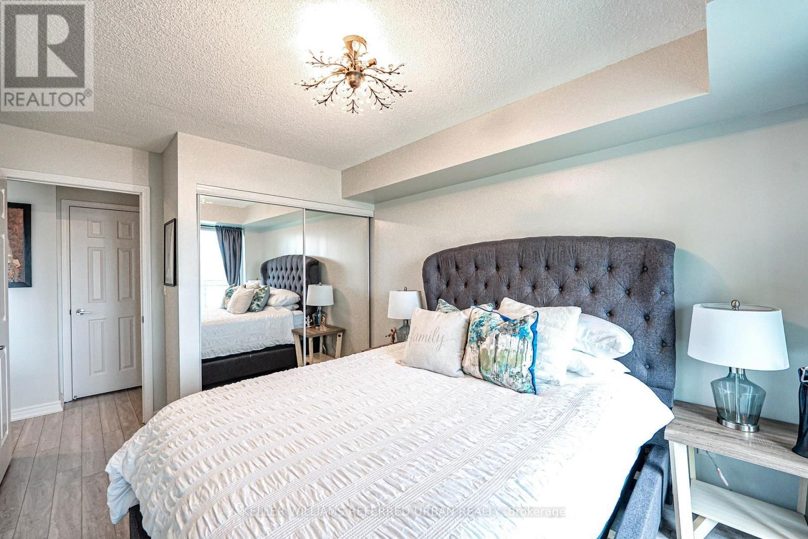 705 - 120 DALLIMORE CIRCLE Image 27