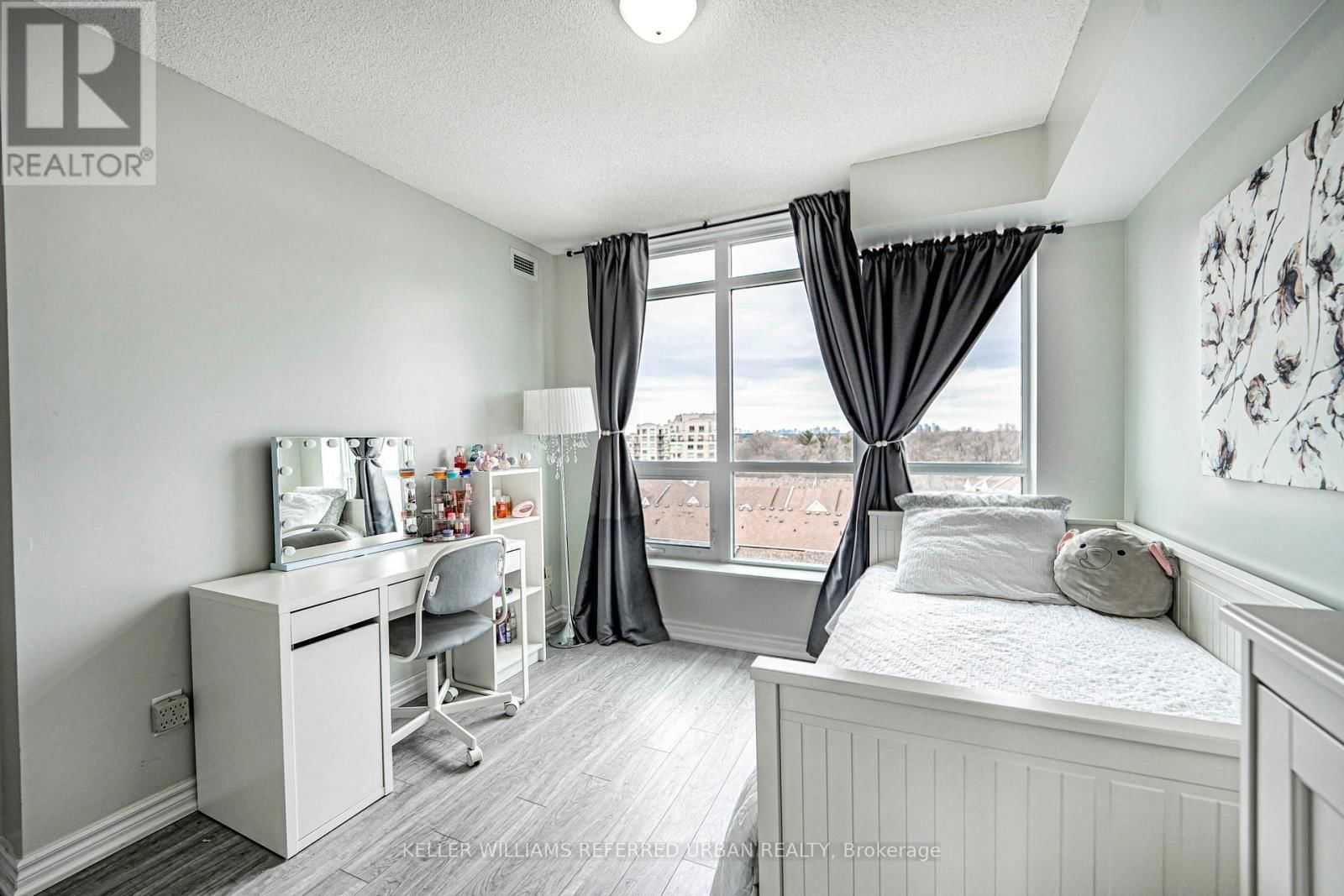 705 - 120 DALLIMORE CIRCLE Image 29
