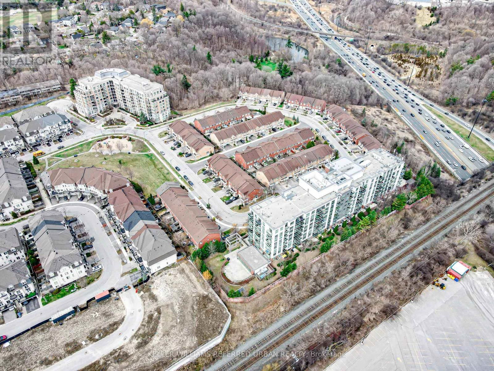 705 - 120 DALLIMORE CIRCLE Image 45