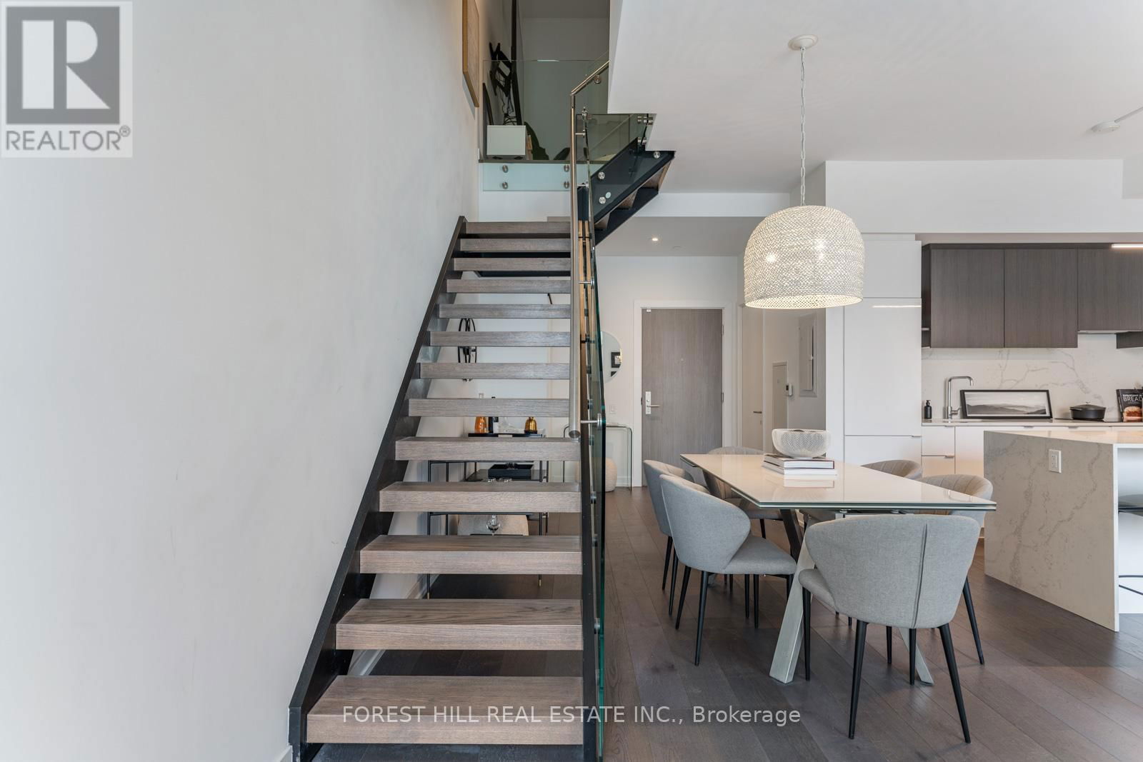 103 - 161 ROEHAMPTON AVENUE Image 20