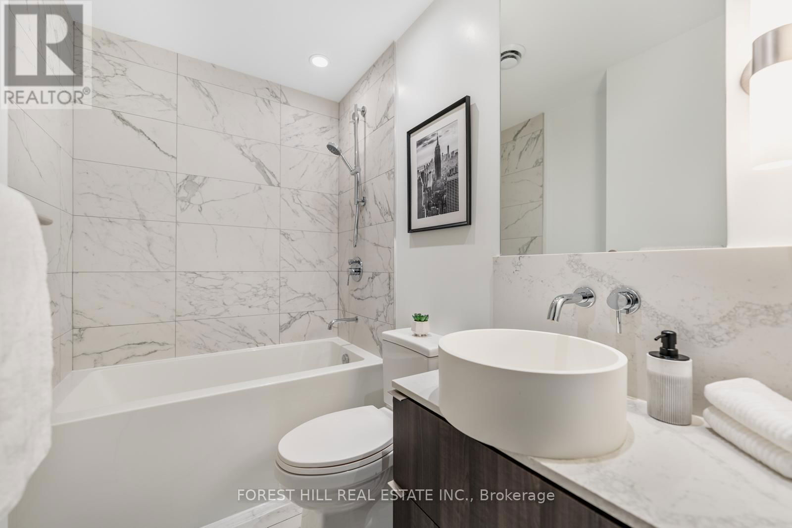 103 - 161 ROEHAMPTON AVENUE Image 29