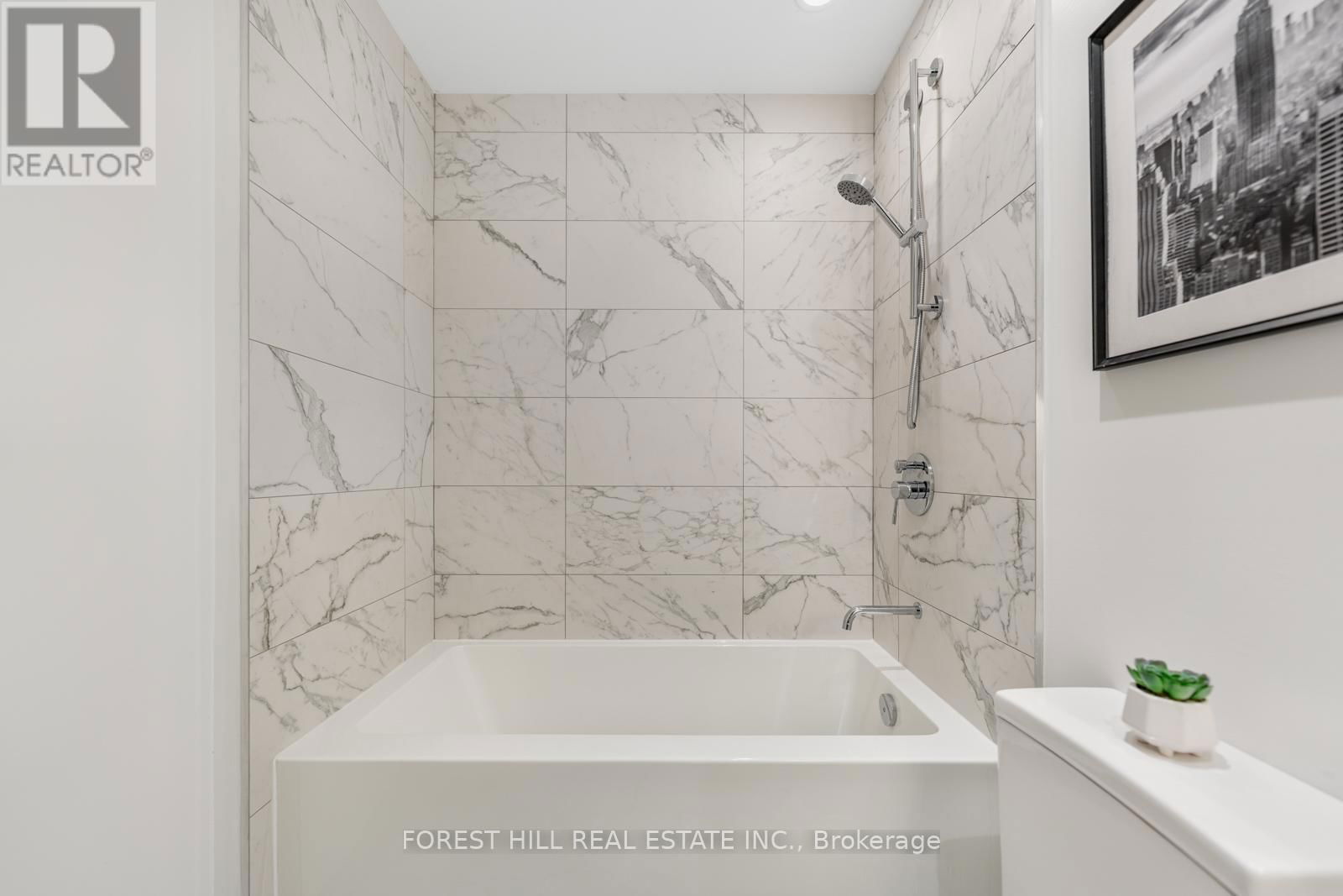 103 - 161 ROEHAMPTON AVENUE Image 30