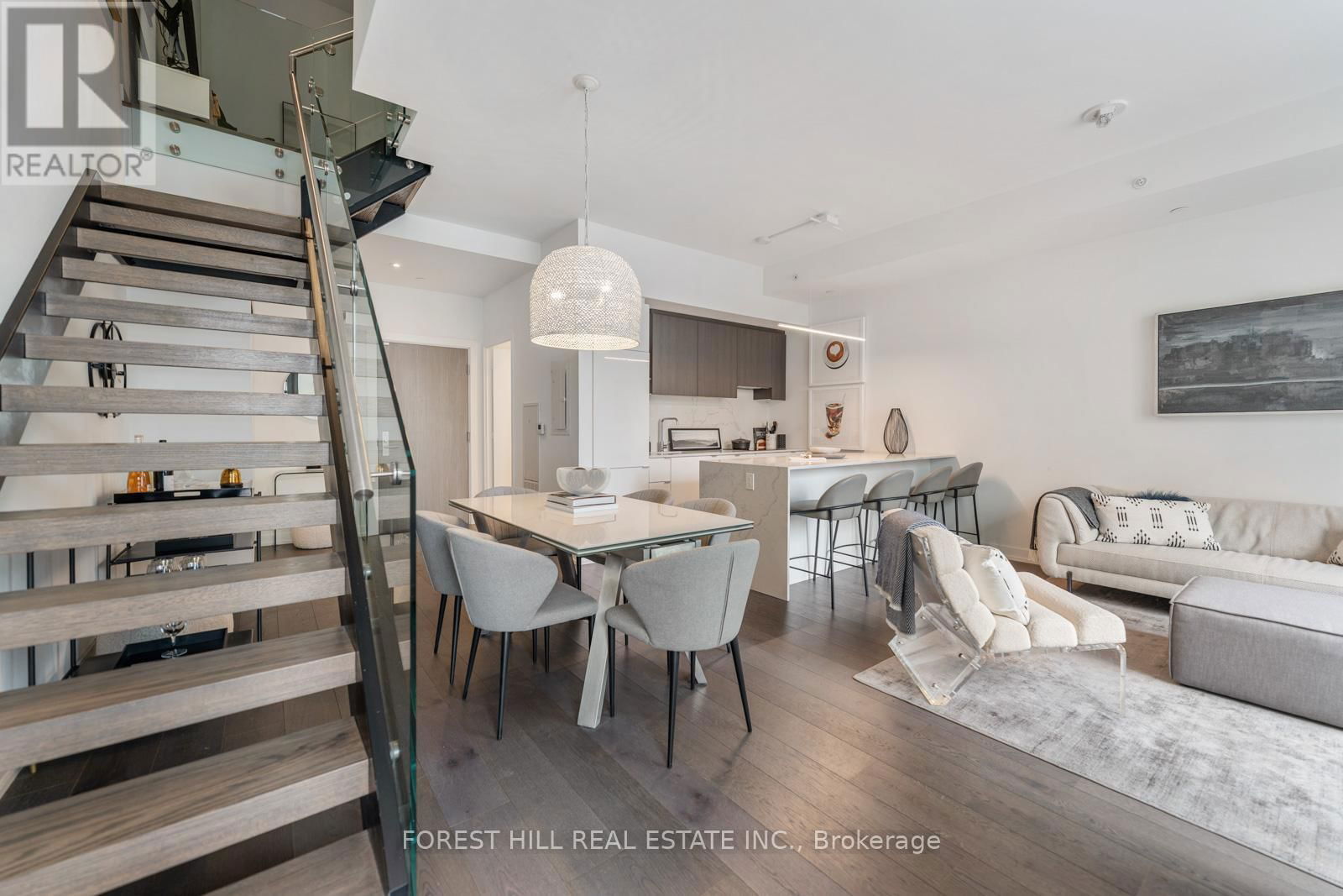 103 - 161 ROEHAMPTON AVENUE Image 5