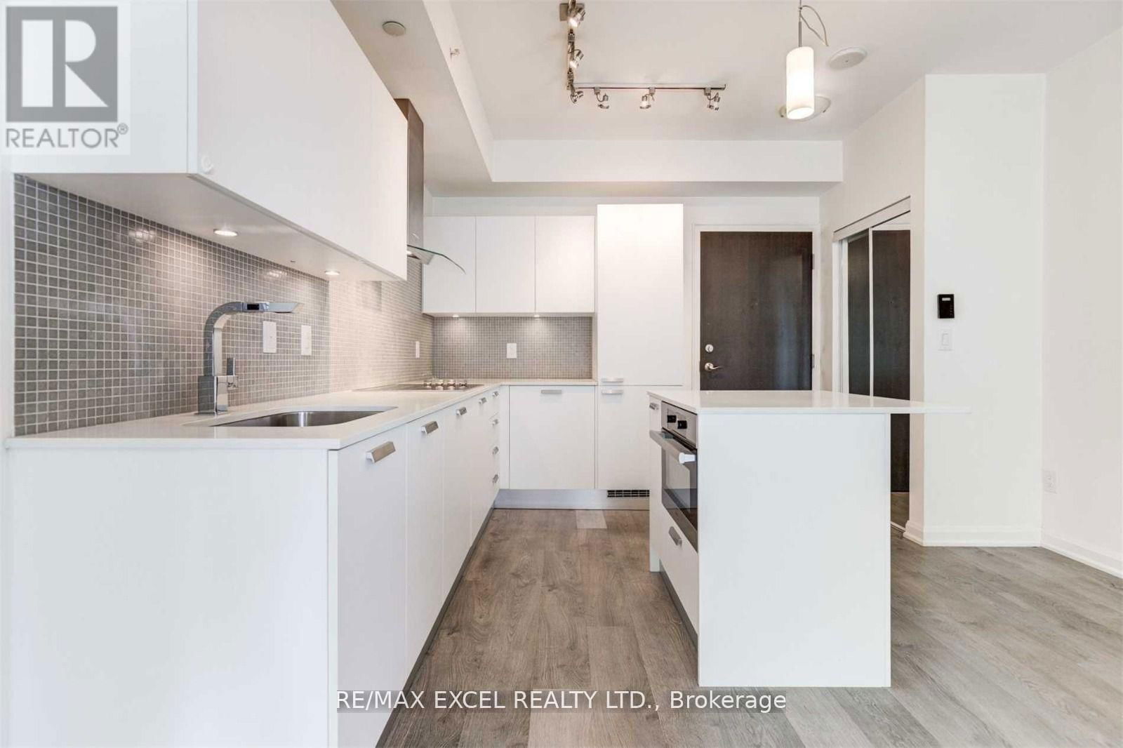 3105 - 9 BOGERT AVENUE Image 5