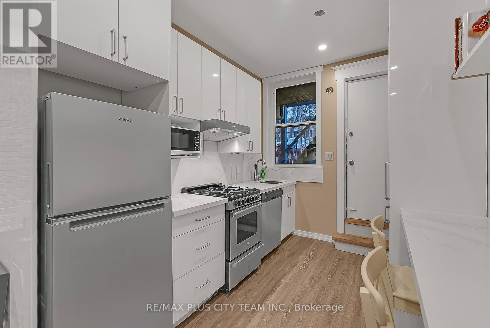 2 - 216 SEATON STREET Image 8