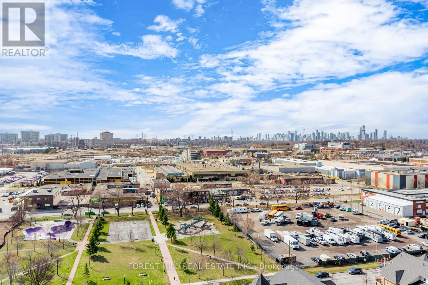 LPH13 - 35 BRIAN PECK CRESCENT Image 32