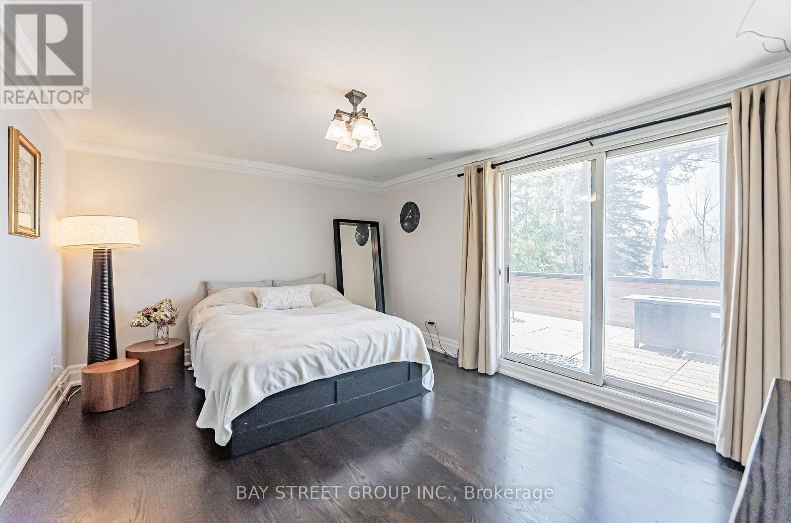 6 PENWOOD CRESCENT Image 26