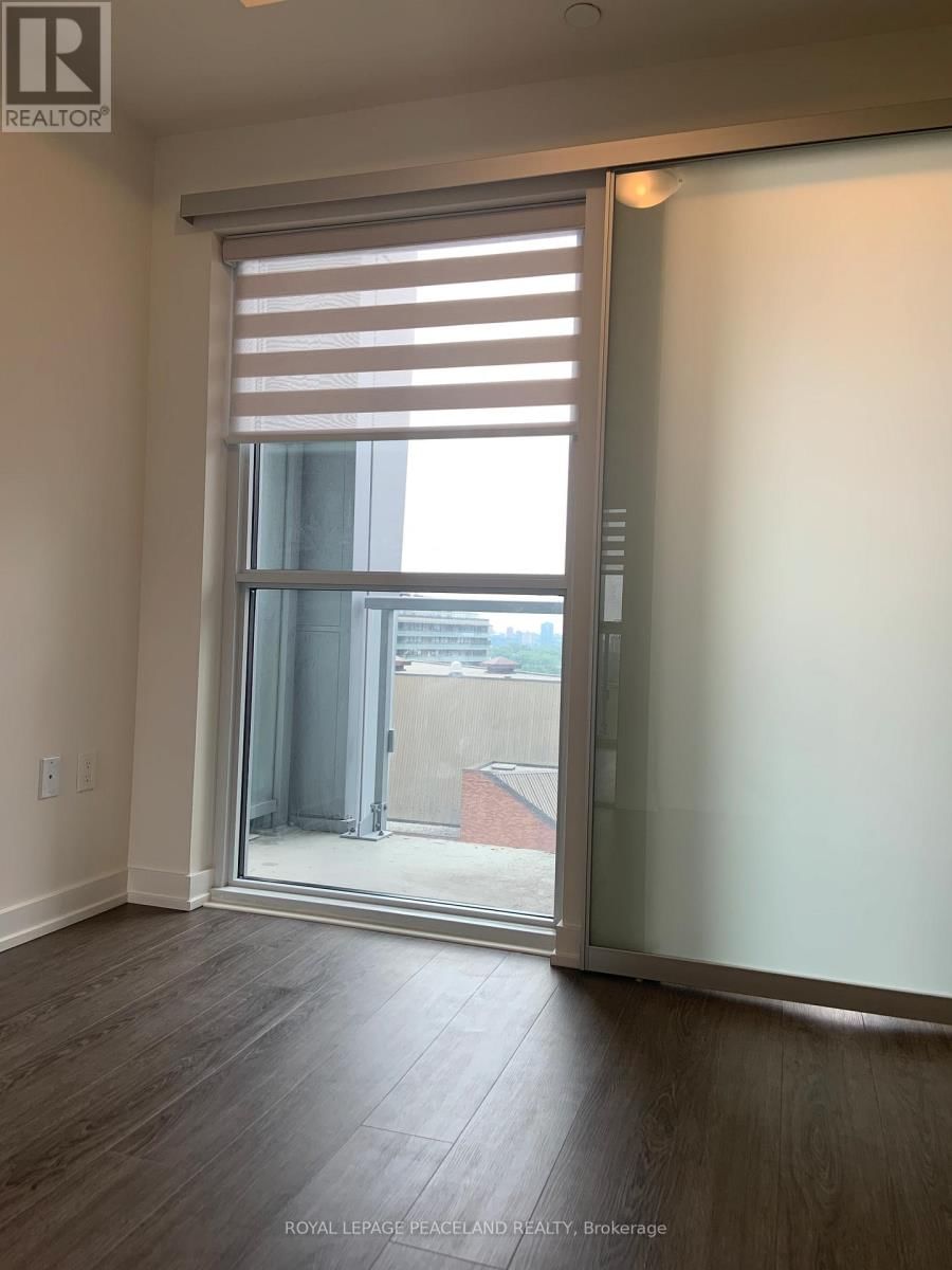 1110 - 1 YORKVILLE AVENUE Image 7