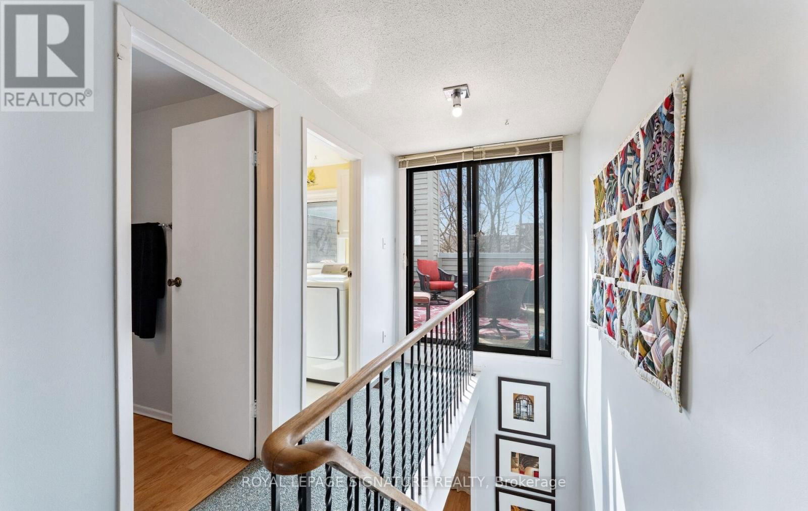 74 DUTCH MYRTLE WAY Image 18