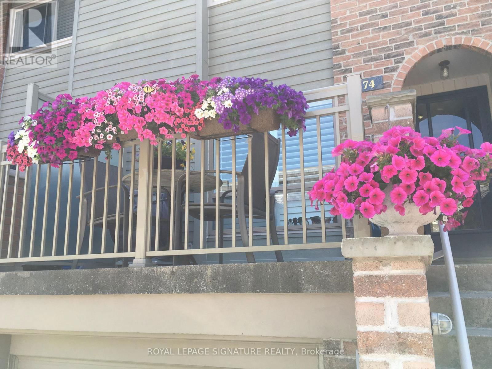 74 DUTCH MYRTLE WAY Image 39