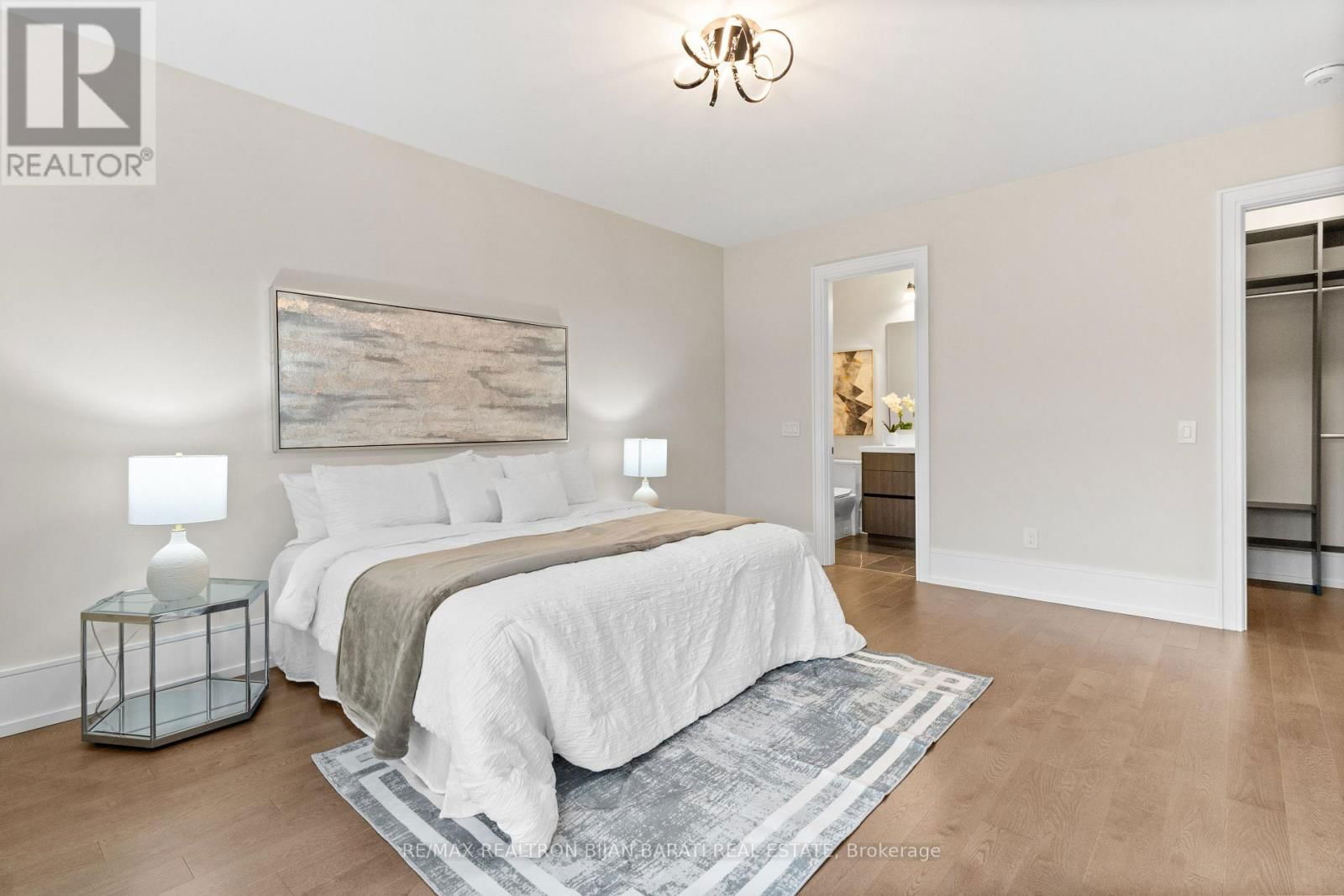 29 BALLYCONNOR COURT Image 32