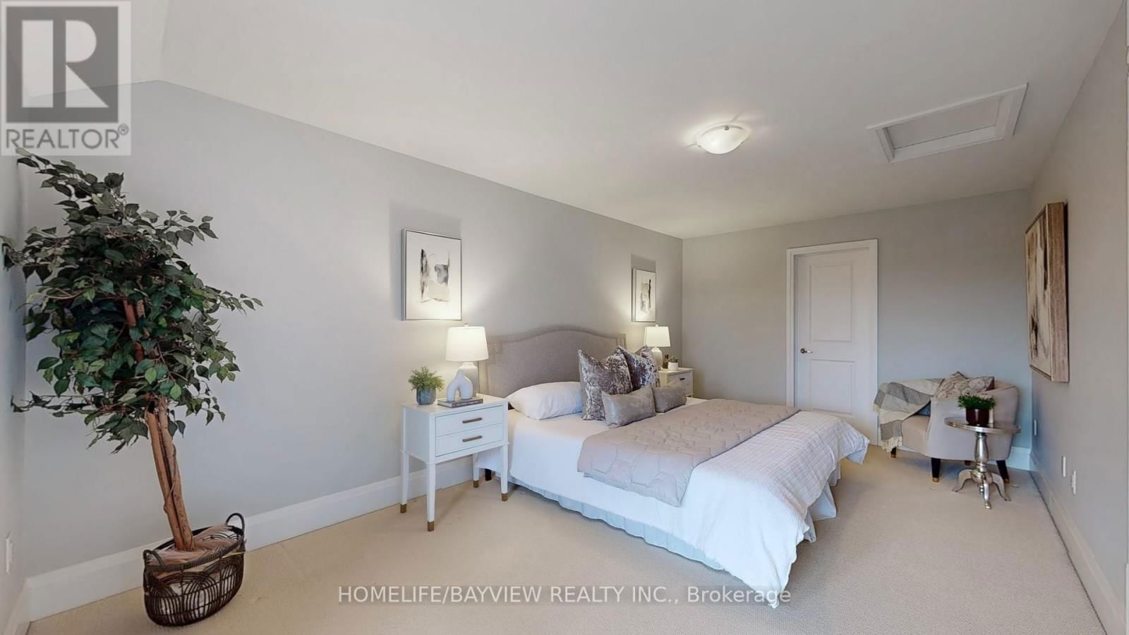 242B FINCH AVENUE EAST Image 13