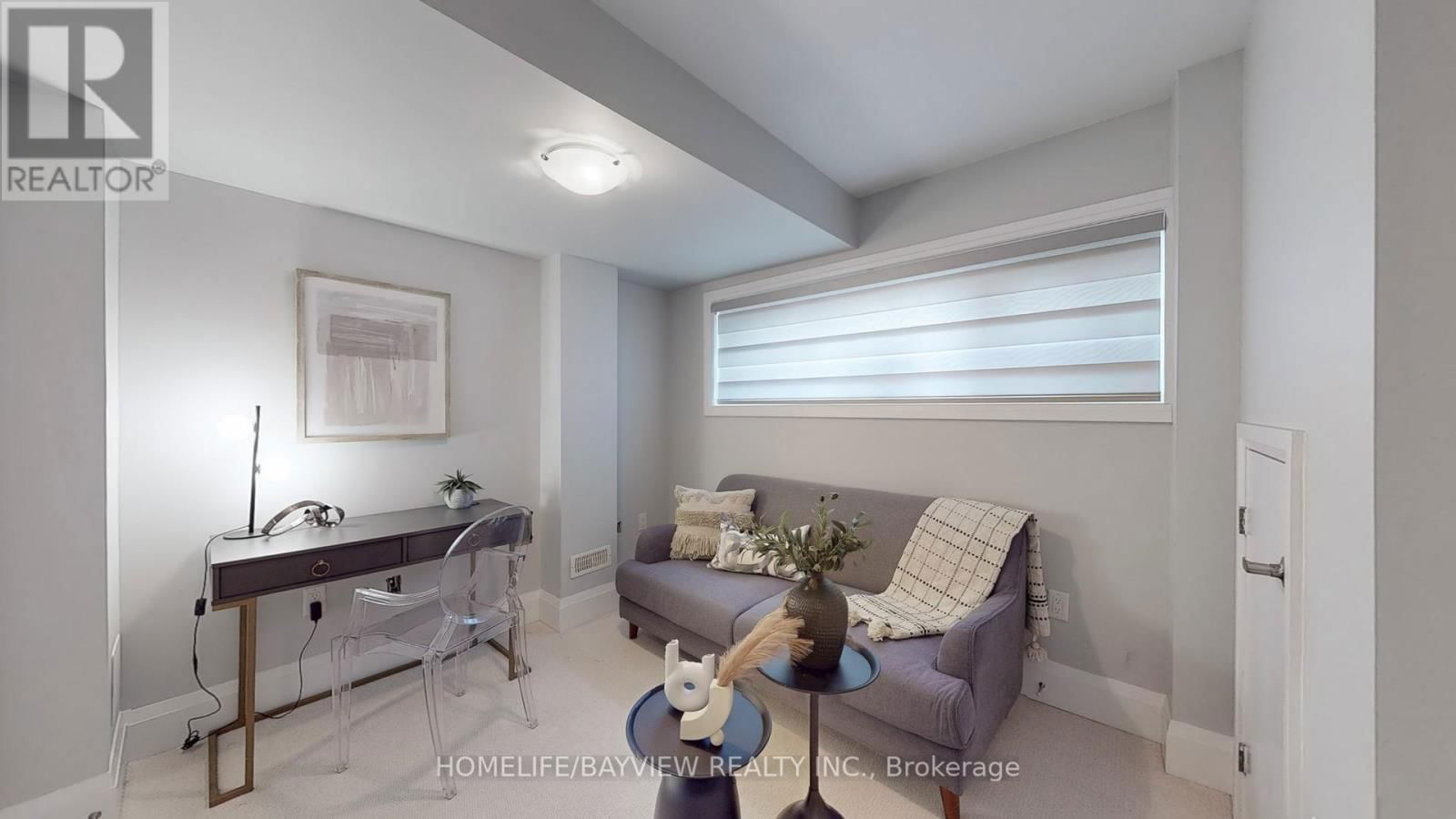 242B FINCH AVENUE EAST Image 27
