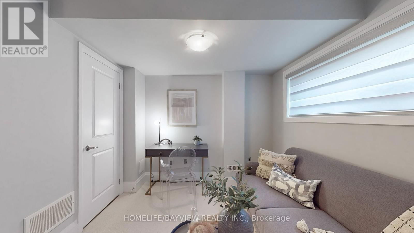 242B FINCH AVENUE EAST Image 28