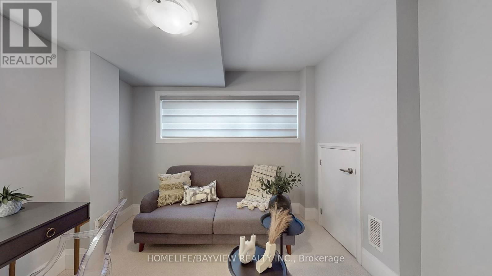 242B FINCH AVENUE EAST Image 29