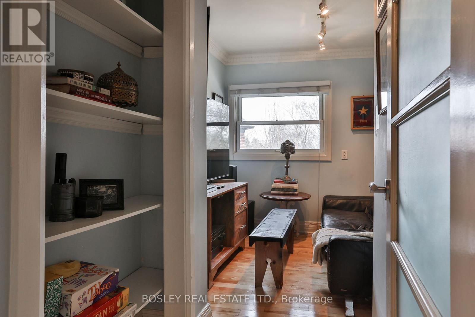 198A MOORE AVENUE Image 24