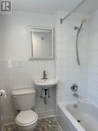 347 WALMER ROAD Image 8