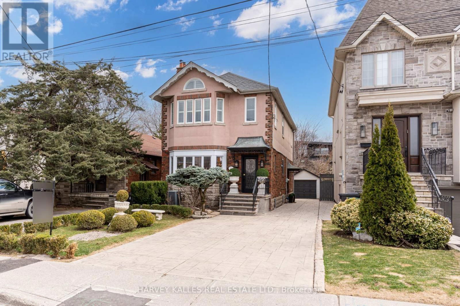 213 BROOKE AVENUE Image 3