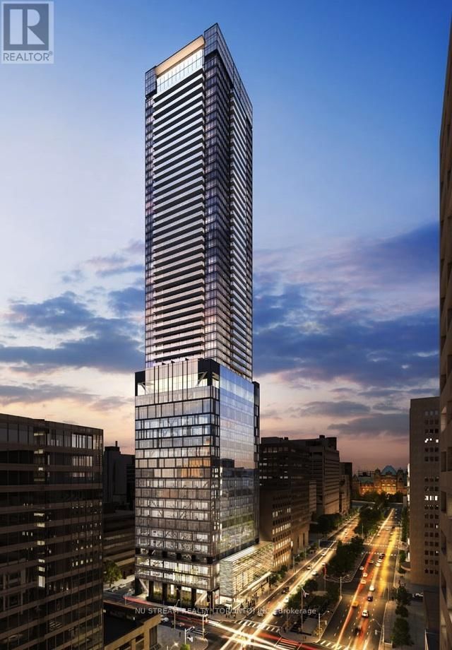4509 - 488 UNIVERSITY AVENUE Image 1