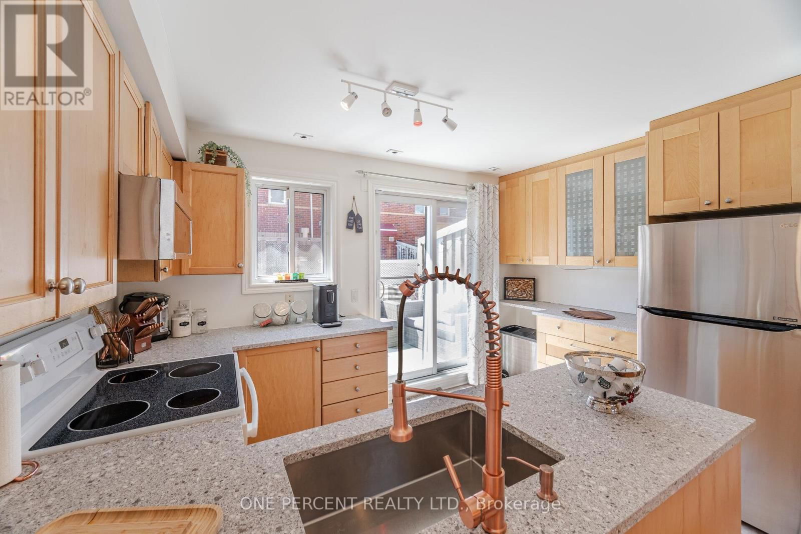 252B BERKELEY STREET Image 15
