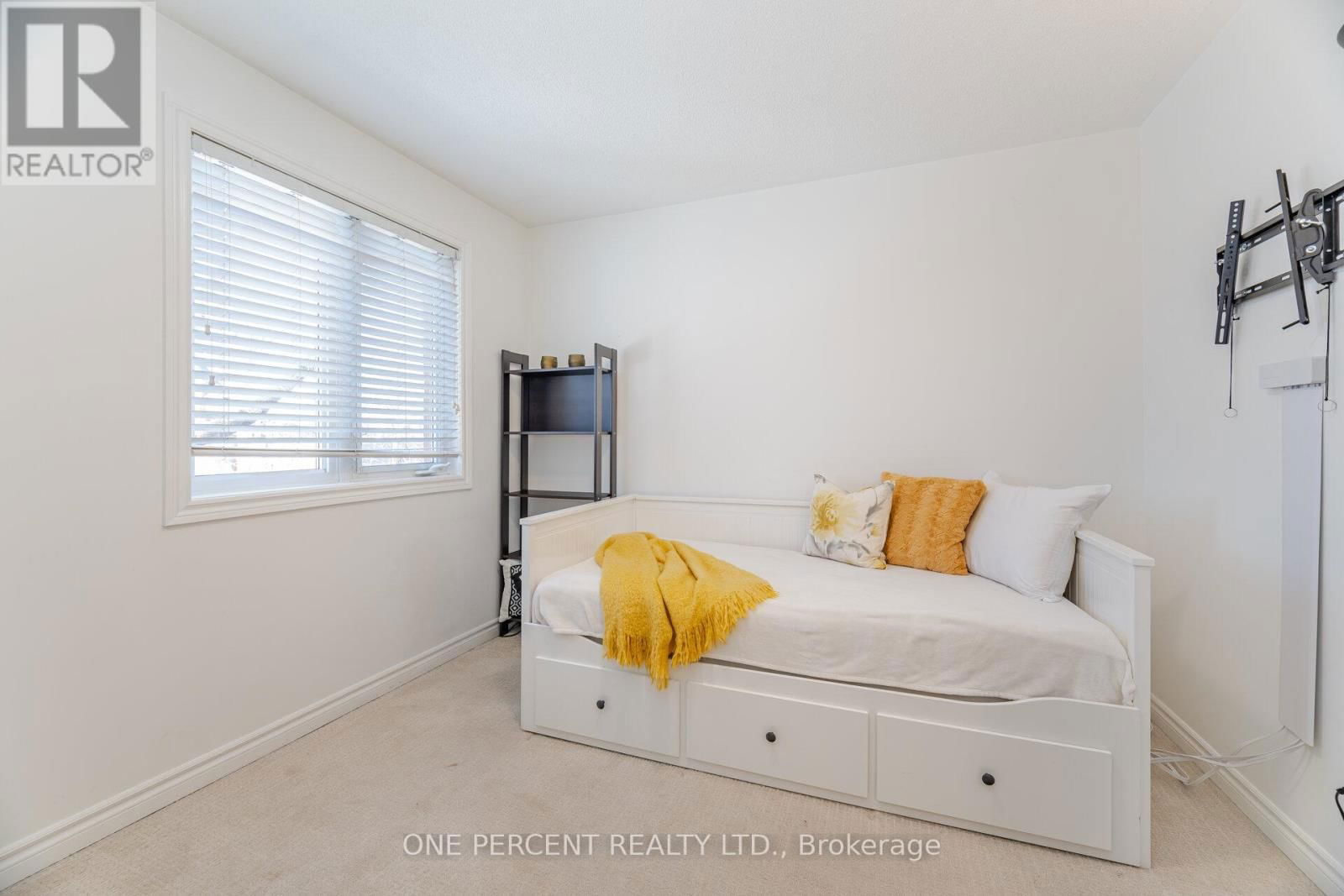 252B BERKELEY STREET Image 24