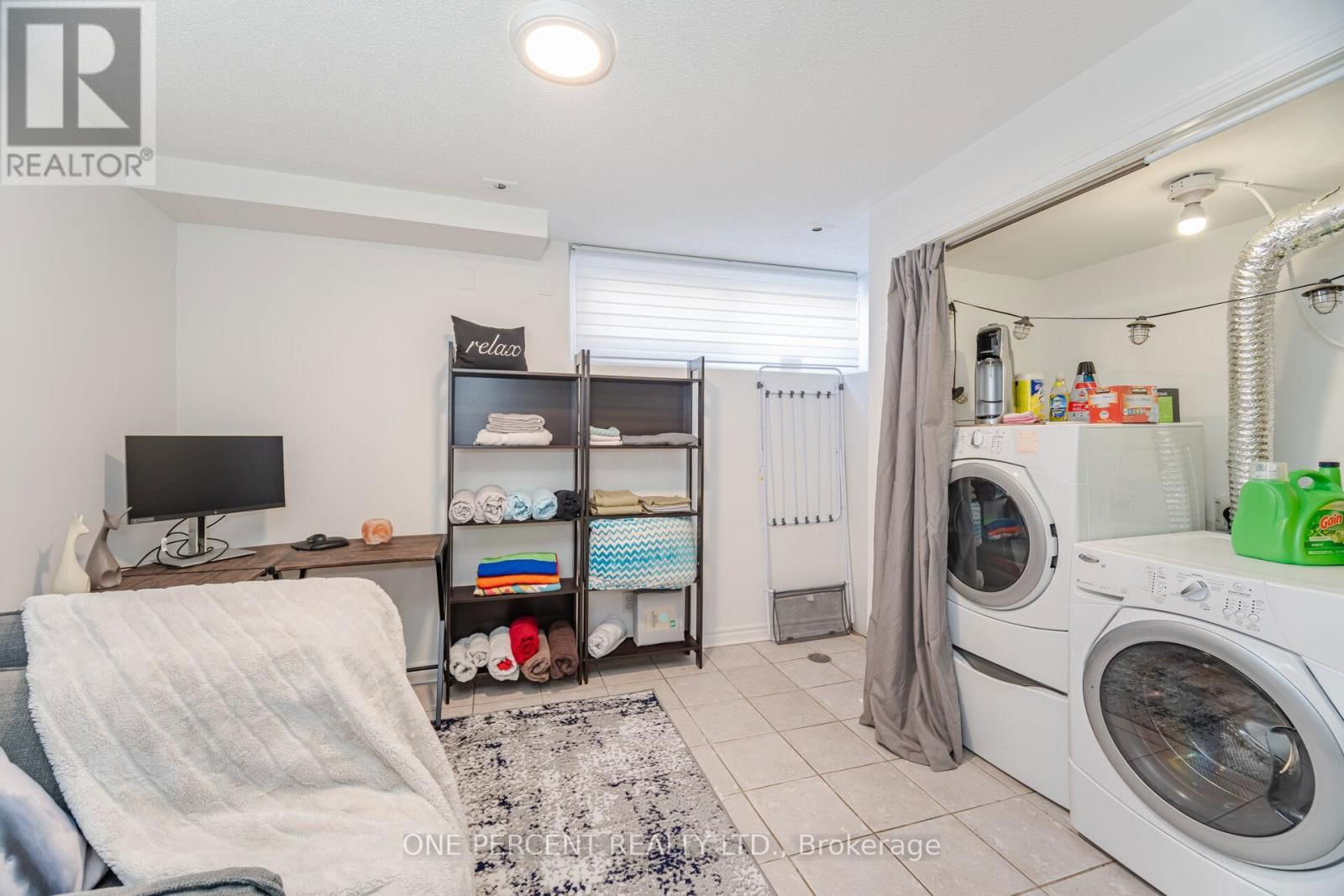 252B BERKELEY STREET Image 30