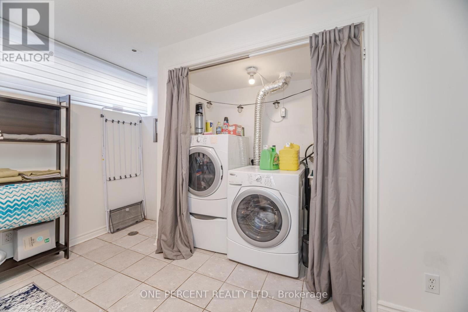 252B BERKELEY STREET Image 33