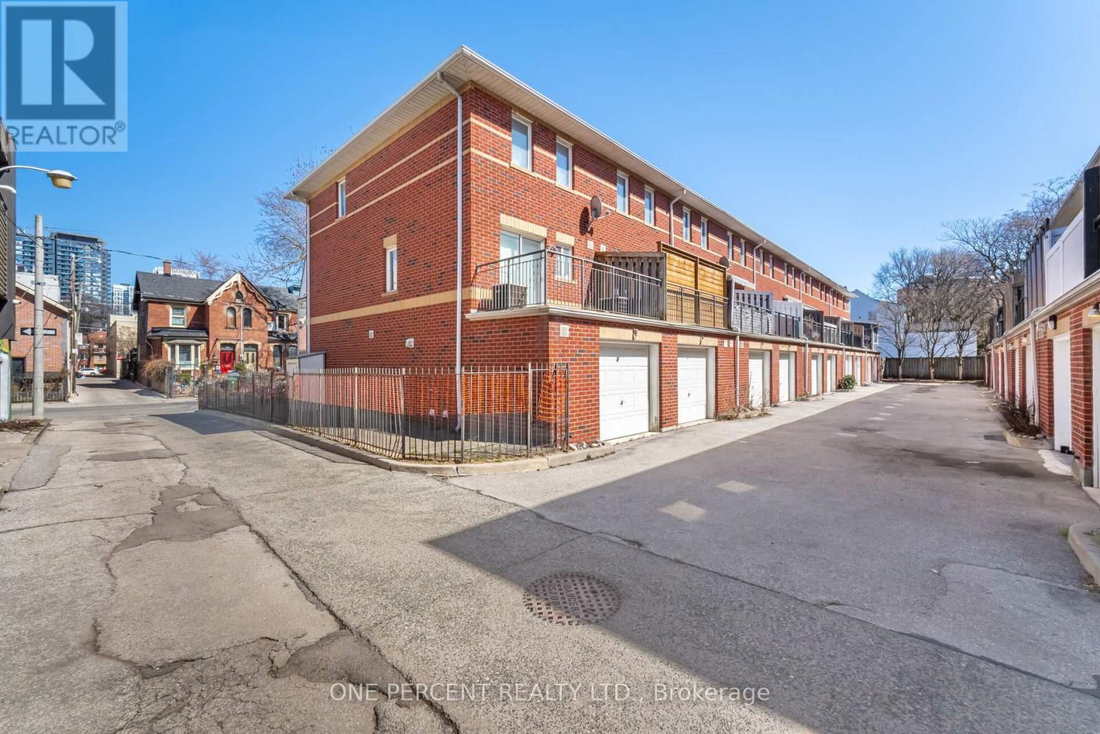 252B BERKELEY STREET Image 38