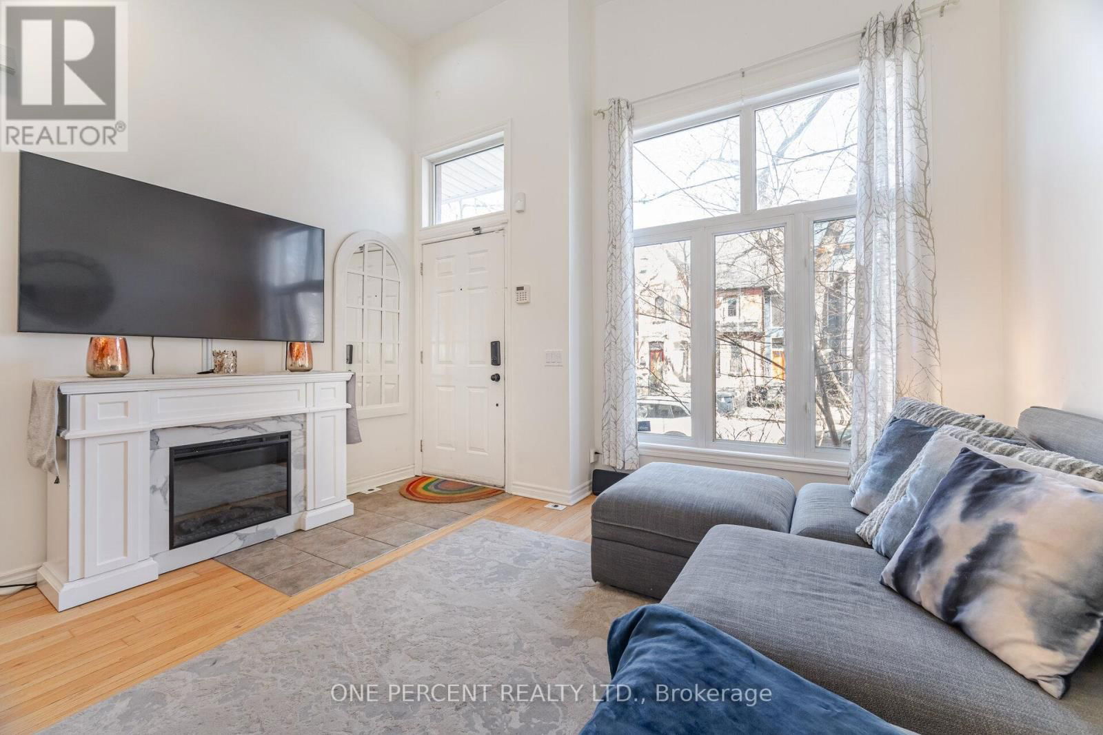 252B BERKELEY STREET Image 6