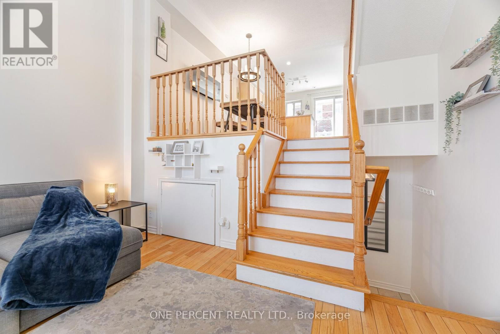 252B BERKELEY STREET Image 8