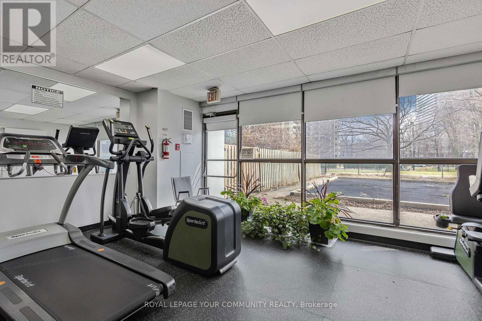 1402 - 10 MUIRHEAD ROAD Image 22