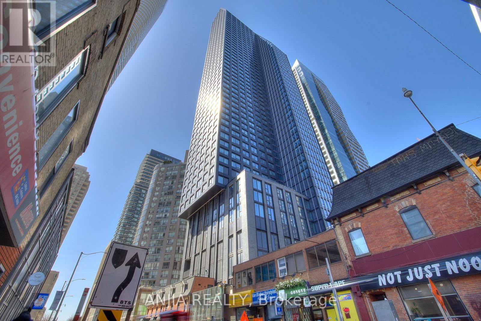 2503 - 8 WELLESLEY STREET WEST Image 22